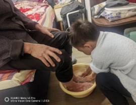 d:\Users\zln\Documents\Tencent Files\1414380439\nt_qq\nt_data\Pic\2025-10\Ori\921a50b06826e28d4d5e05a22ed49aab.jpeg