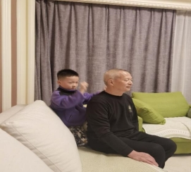 d:\Users\zln\Documents\Tencent Files\1414380439\nt_qq\nt_data\Pic\2025-10\Ori\8fa162a7165f8b3337a48eb70b5fe882.jpeg