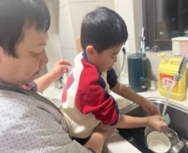 d:\Users\zln\Documents\Tencent Files\1414380439\nt_qq\nt_data\Pic\2025-10\Ori\ade2f0a599e429b03d3c8671b5f03719.jpeg